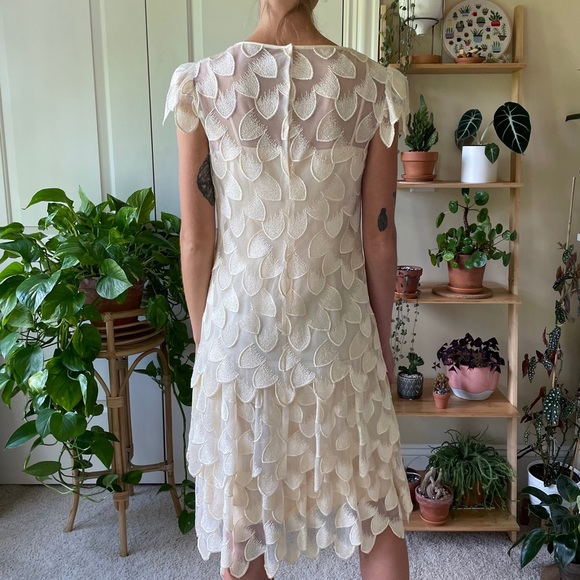 Vintage Ruffled Dress - Picture 14 of 16